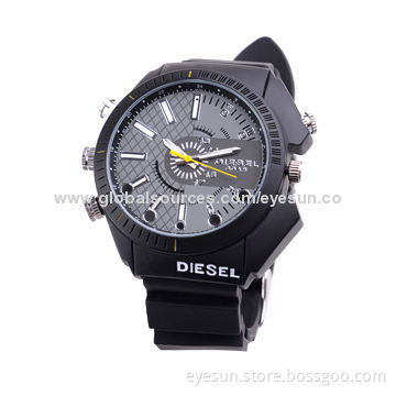 IR Spy Camera Watch, 4/8/16GB Memory, 1,920 x 1,080-pixel Resolution, 2-hour Working, 30m Waterproof